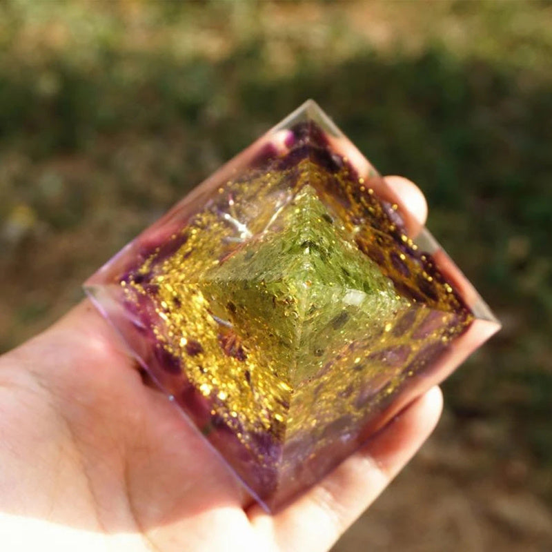 Natural Crystals Centerpiece Energy Generator