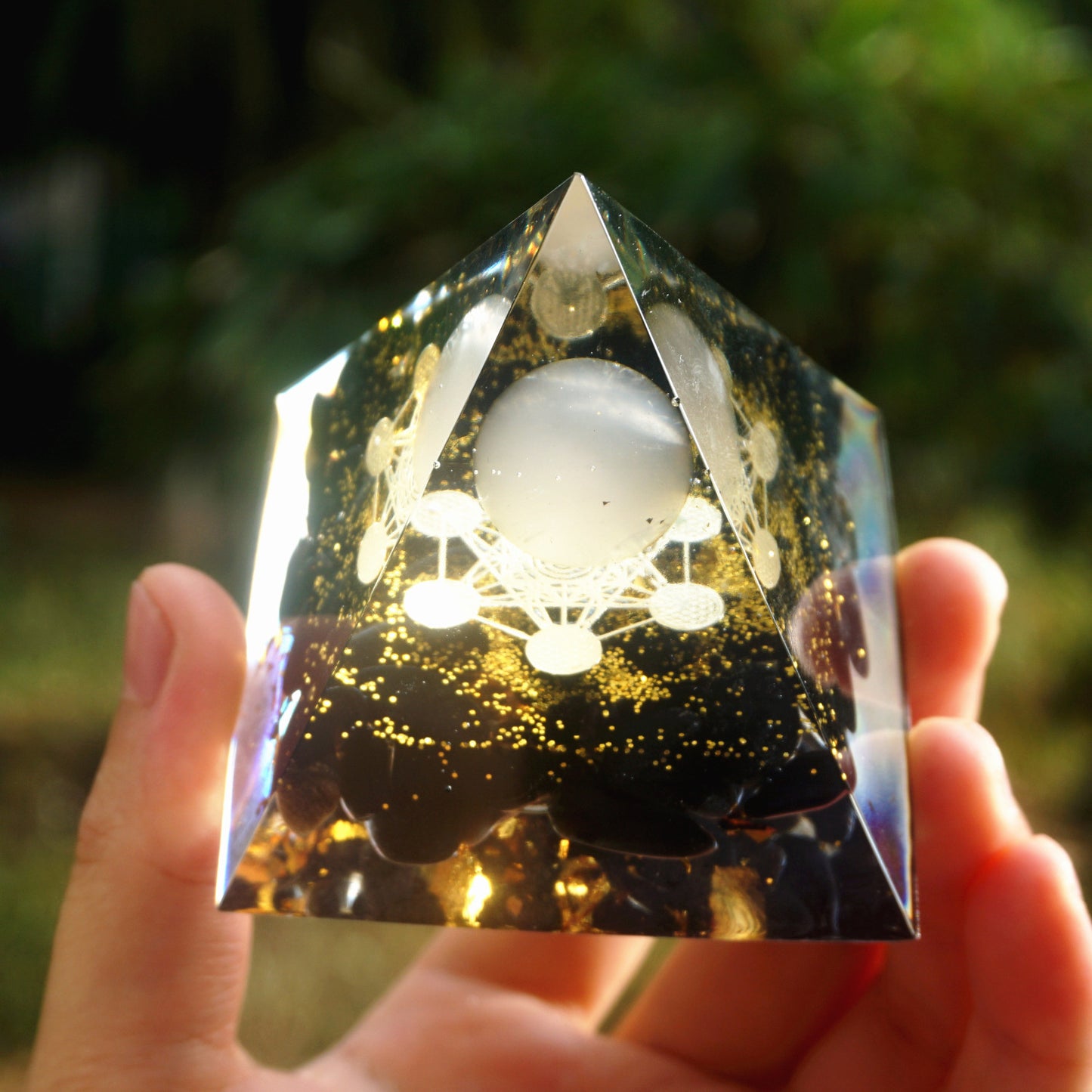 Natural Crystals Centerpiece Energy Generator