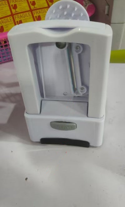 Kitchen Hand-operated Multi-Functional Cutter