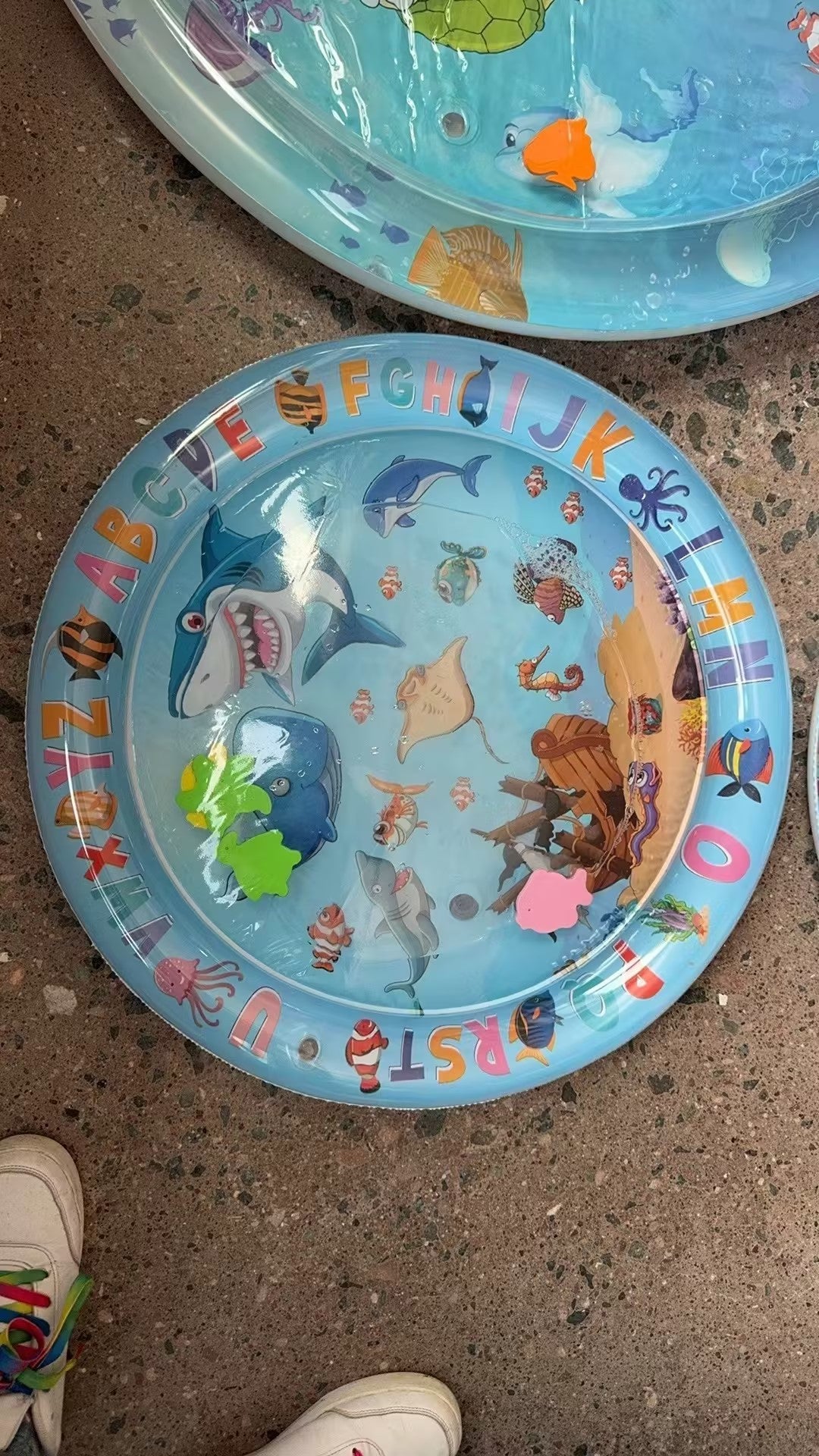 Summer Cooling Pet Water Bed .
