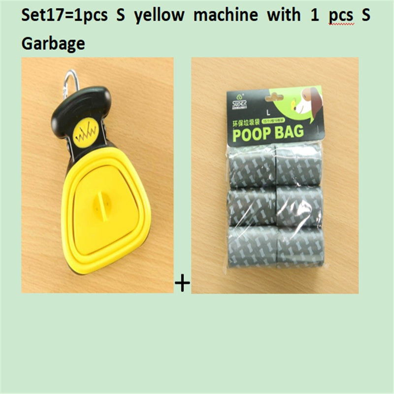 Pet Travel Foldable Pooper Scooper With 1 Roll Decomposable bags .