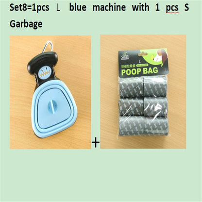 Pet Travel Foldable Pooper Scooper With 1 Roll Decomposable bags .