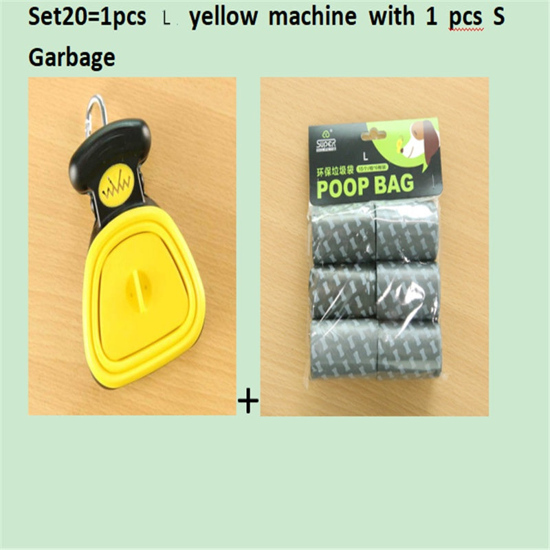 Pet Travel Foldable Pooper Scooper With 1 Roll Decomposable bags .